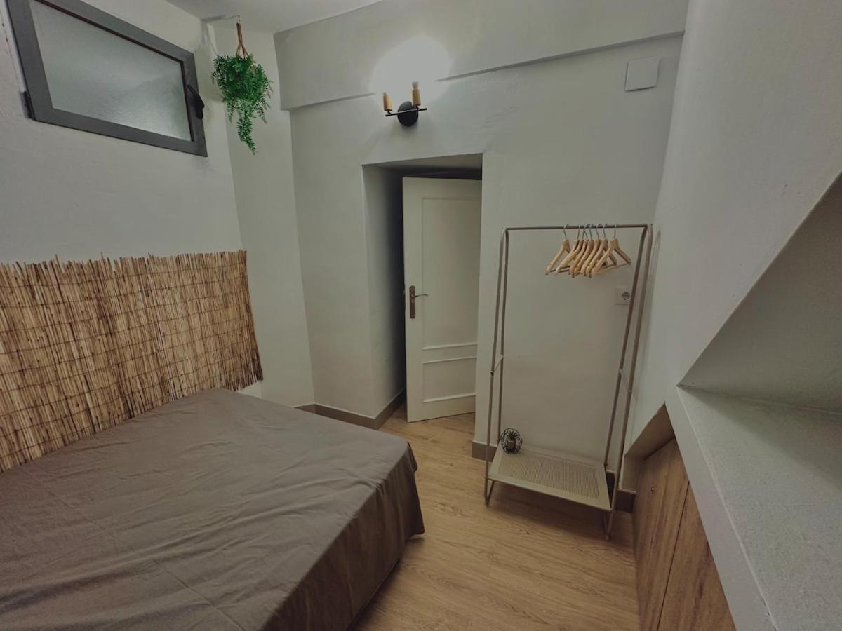 Accommodation Near The Cathedral Lacuevitadeleo Толедо Екстер'єр фото
